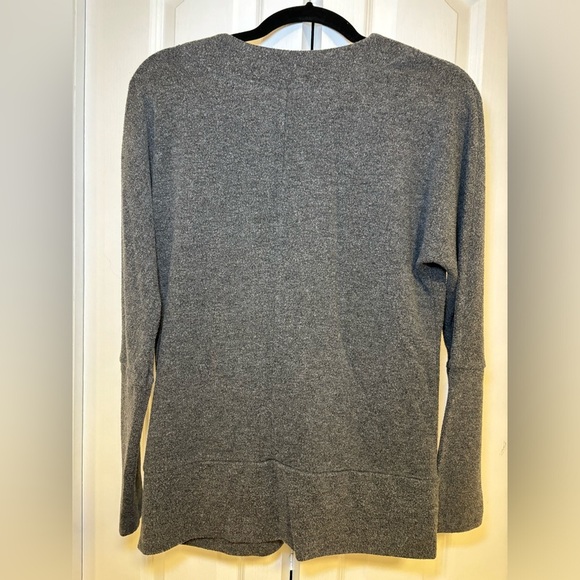 Dynamite - Grey Sweater Long Sleeve - Picture 2 of 10